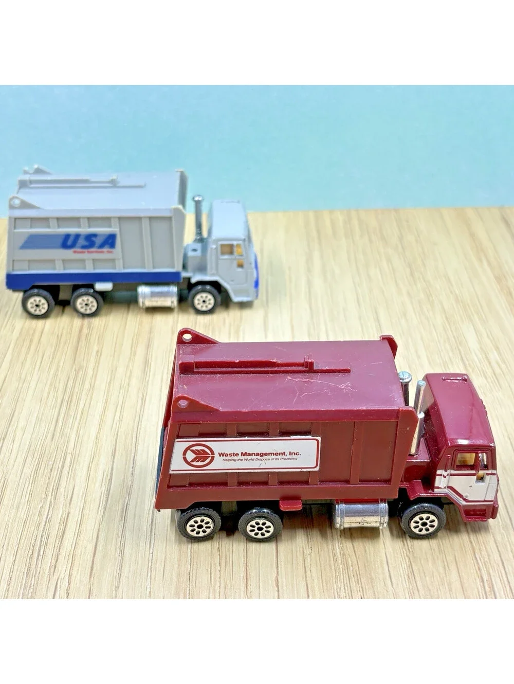 Lot of 2 Road Champs Garbage Trucks Waste Management & USA Waste Services